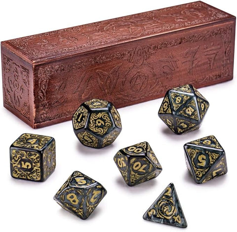 Titan Dice with Wood Dice Vault - Nyx (x7)